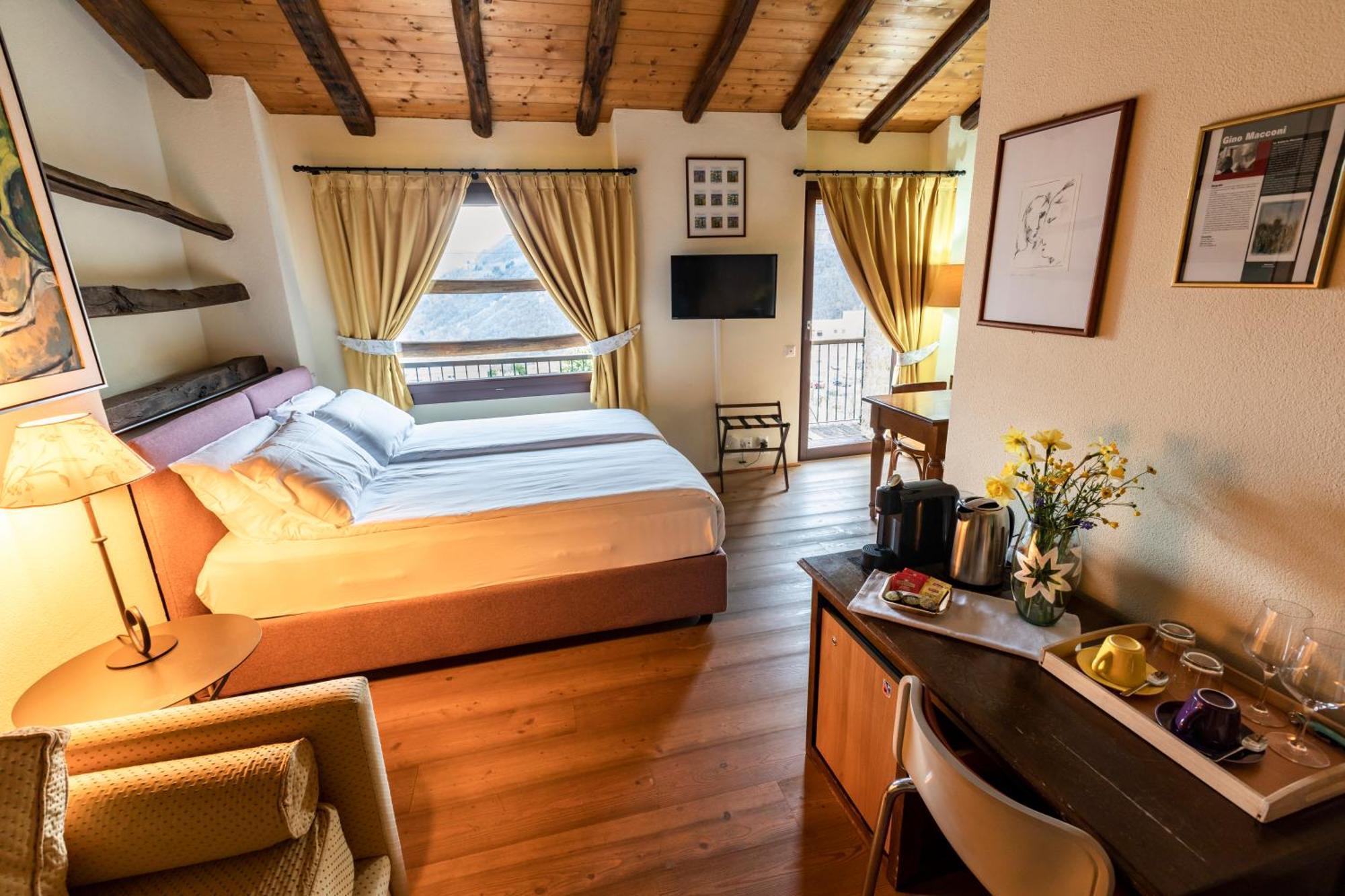 Wine & Art Relais Vallombrosa Castelrotto Ruang foto